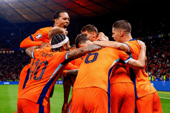 羽毛球年终,邓谢联袂对,决金牌搭档,太阳城官网,太阳城官网全球信赖,太阳城官网在线娱乐平台